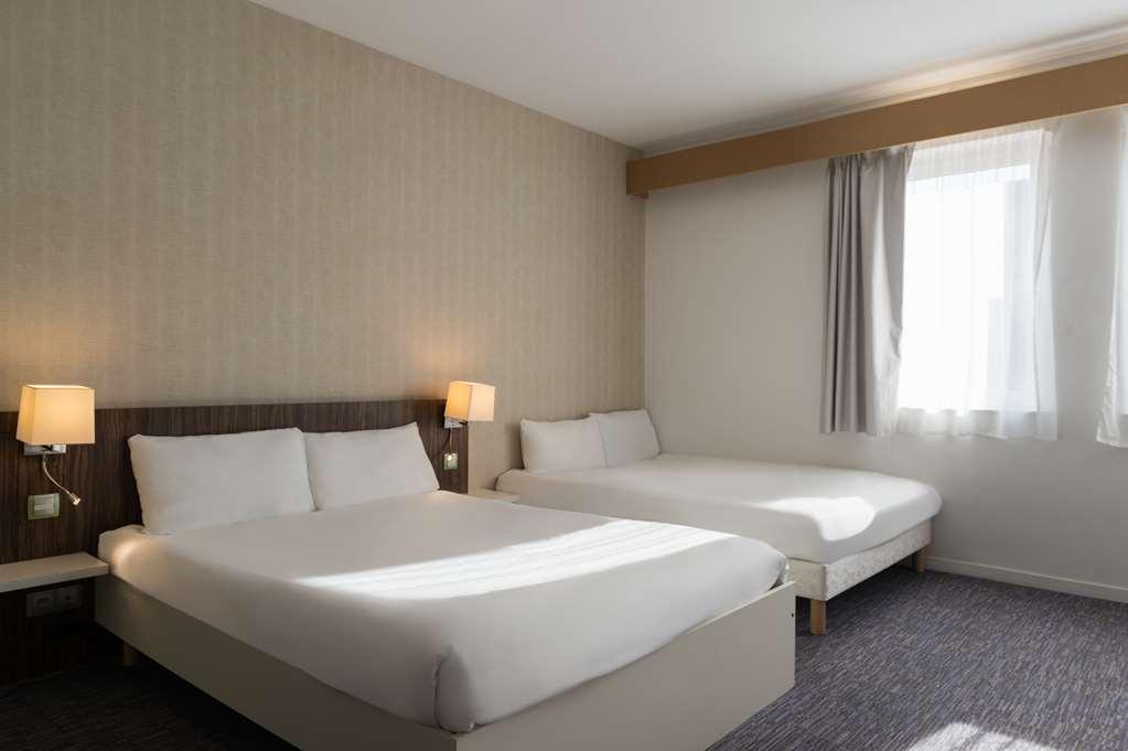 The Originals City, Hotel Le Coeur D'Or, Sedan Est Douzy Habitación foto